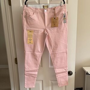Democracy Light Pink Skinny Jeans NWT